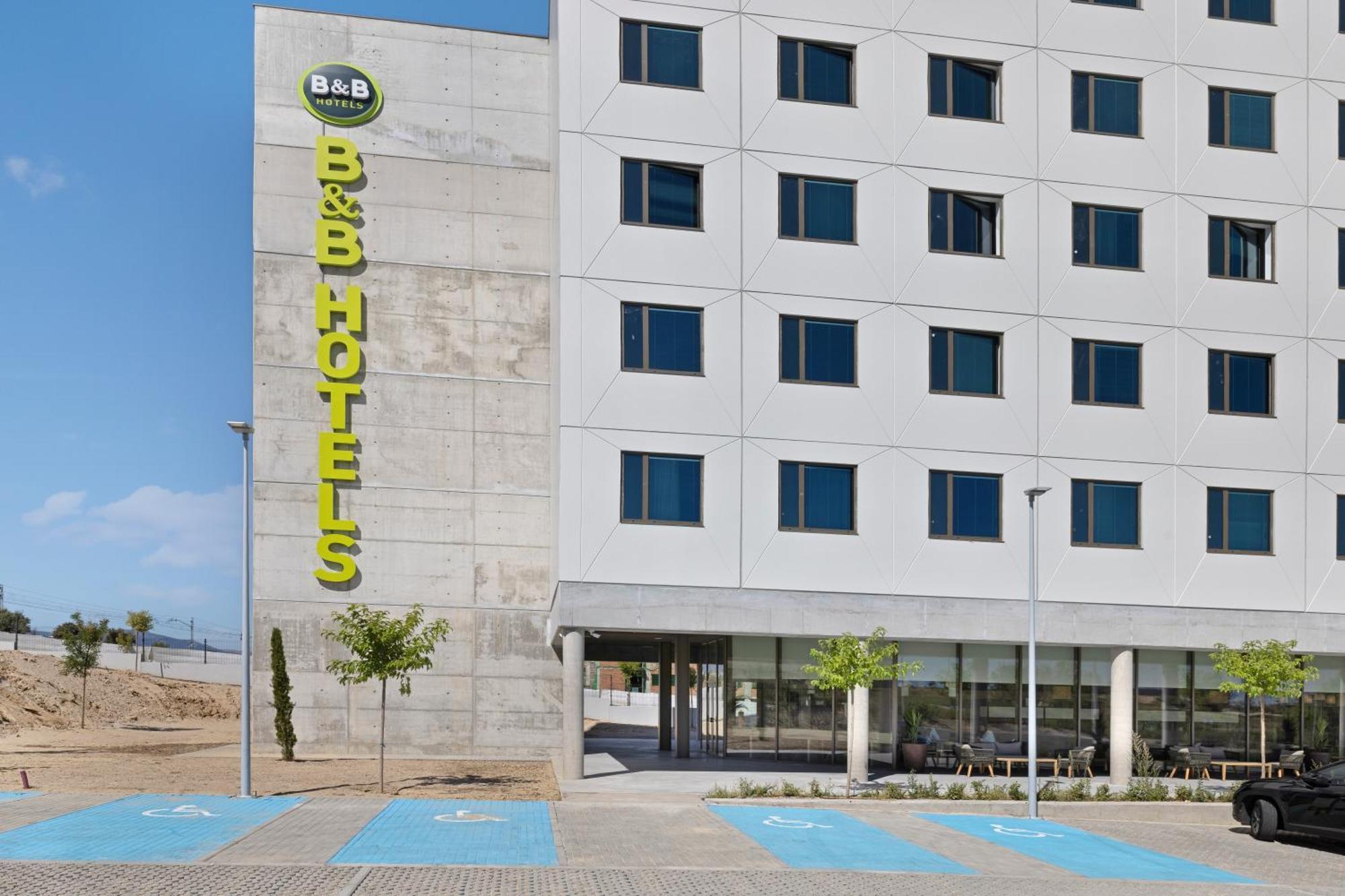 B&B Hotel Madrid Tres Cantos Eksteriør bilde