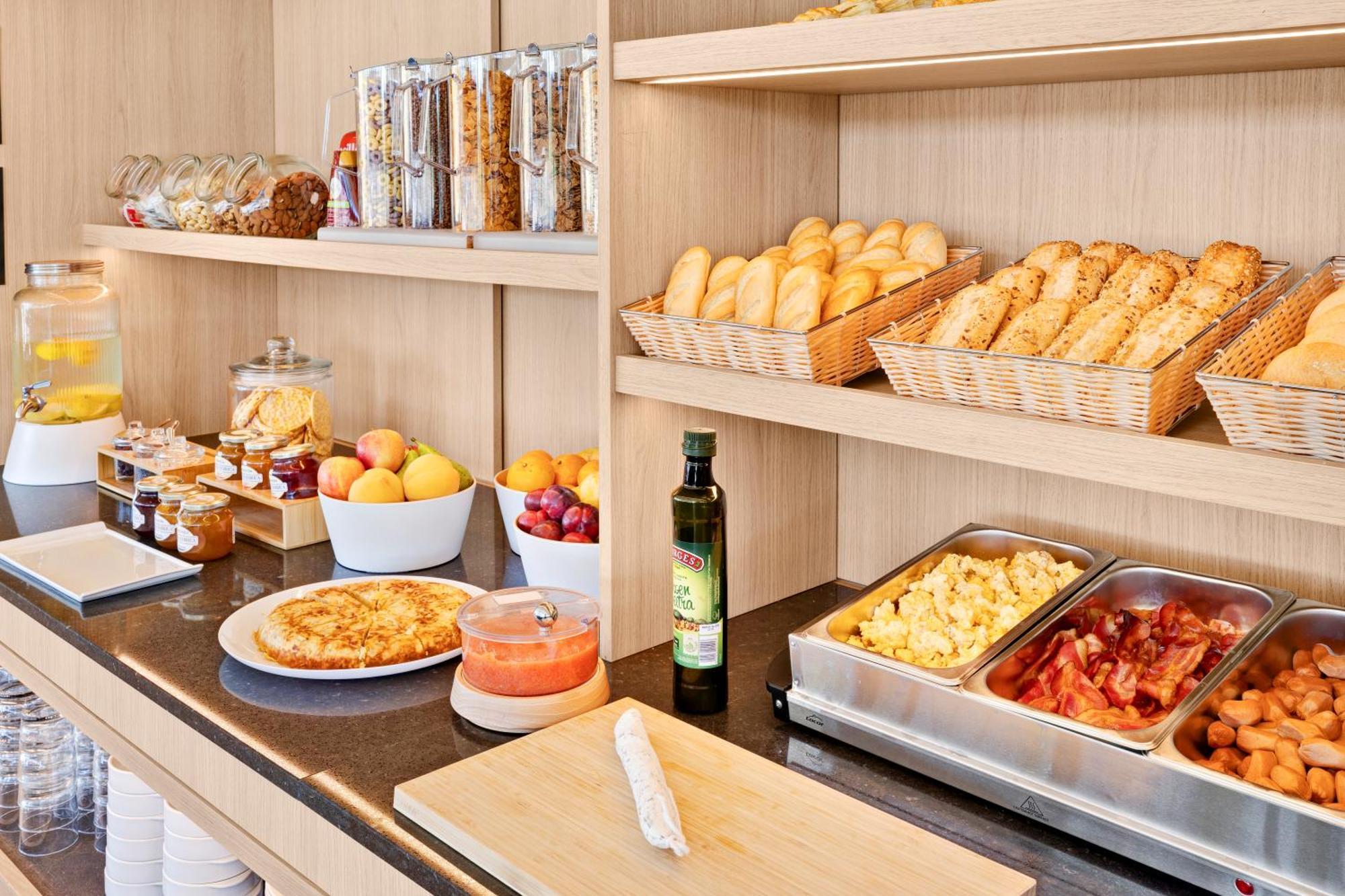 B&B Hotel Madrid Tres Cantos Eksteriør bilde